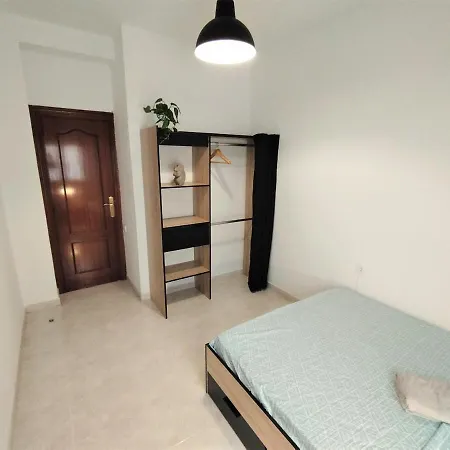 Cozy Double Room! Near The Downtown! *