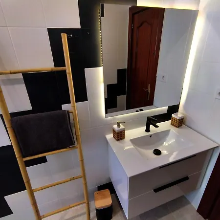 Cozy Double Room! Near The Downtown! Alloggio in famiglia *